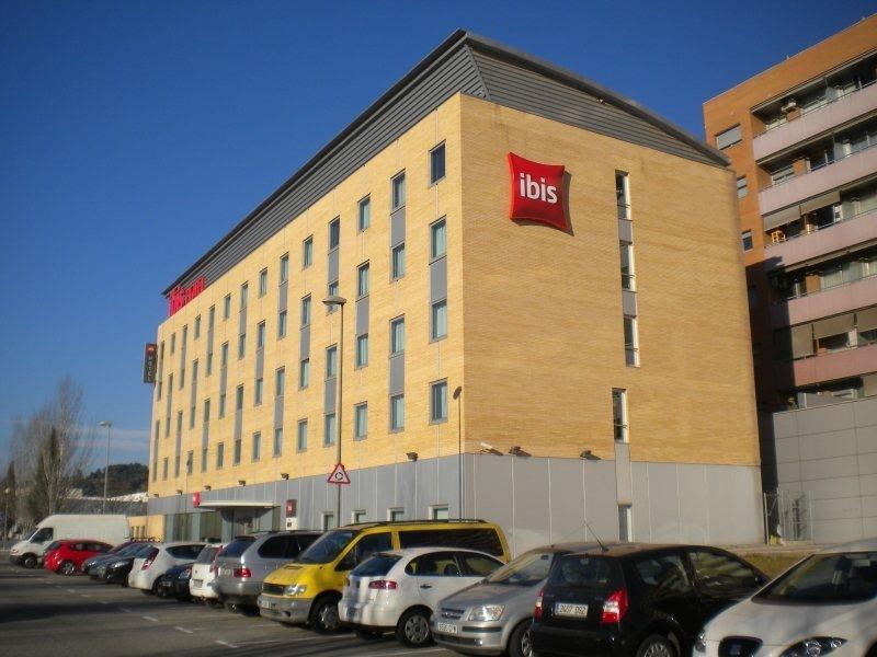 Ibis Barcelona Molins De Rei Otel Dış mekan fotoğraf